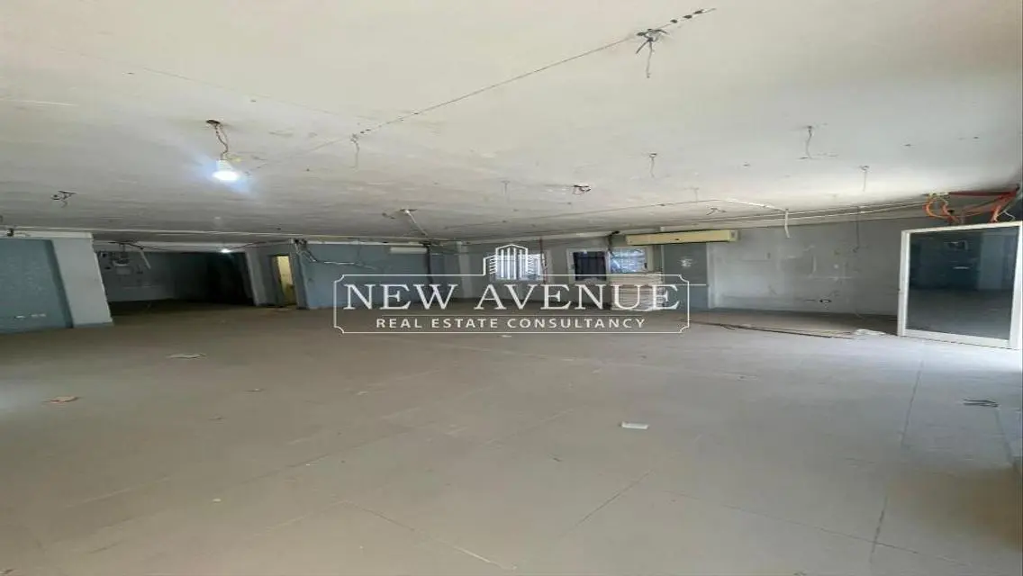 Standalone building for Sale 700m in New Cairo