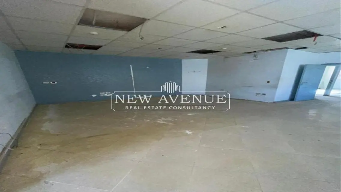 Standalone building for Sale 700m in New Cairo