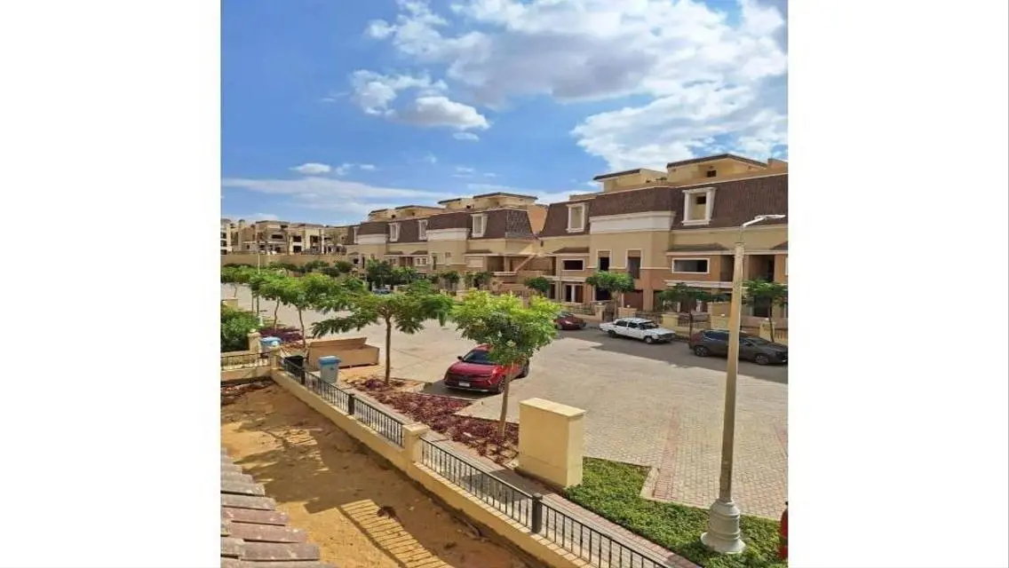 239 sqm villa for sale in Sarai - 50% discount