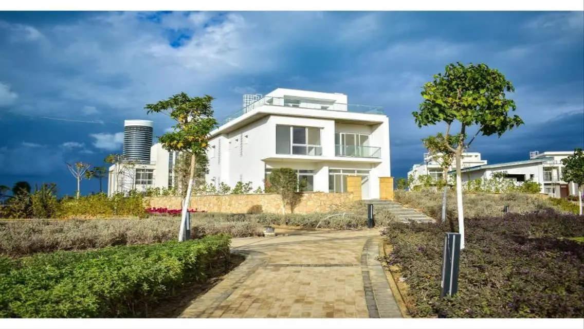 Sea view delivered within 3 months in Alamein 145m
