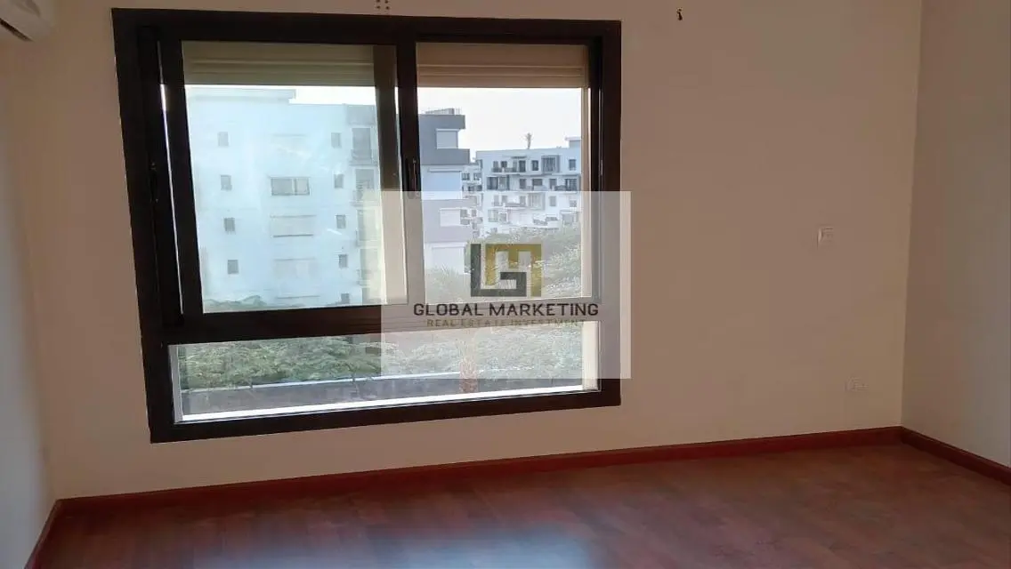 apartment for rent in Eastownsodic semi furnished