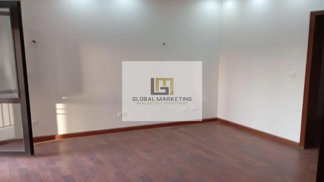 apartment for rent in Eastownsodic semi furnished