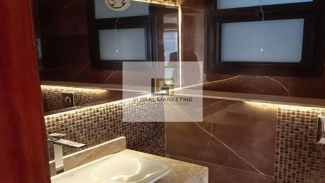 apartment for rent in Eastownsodic semi furnished