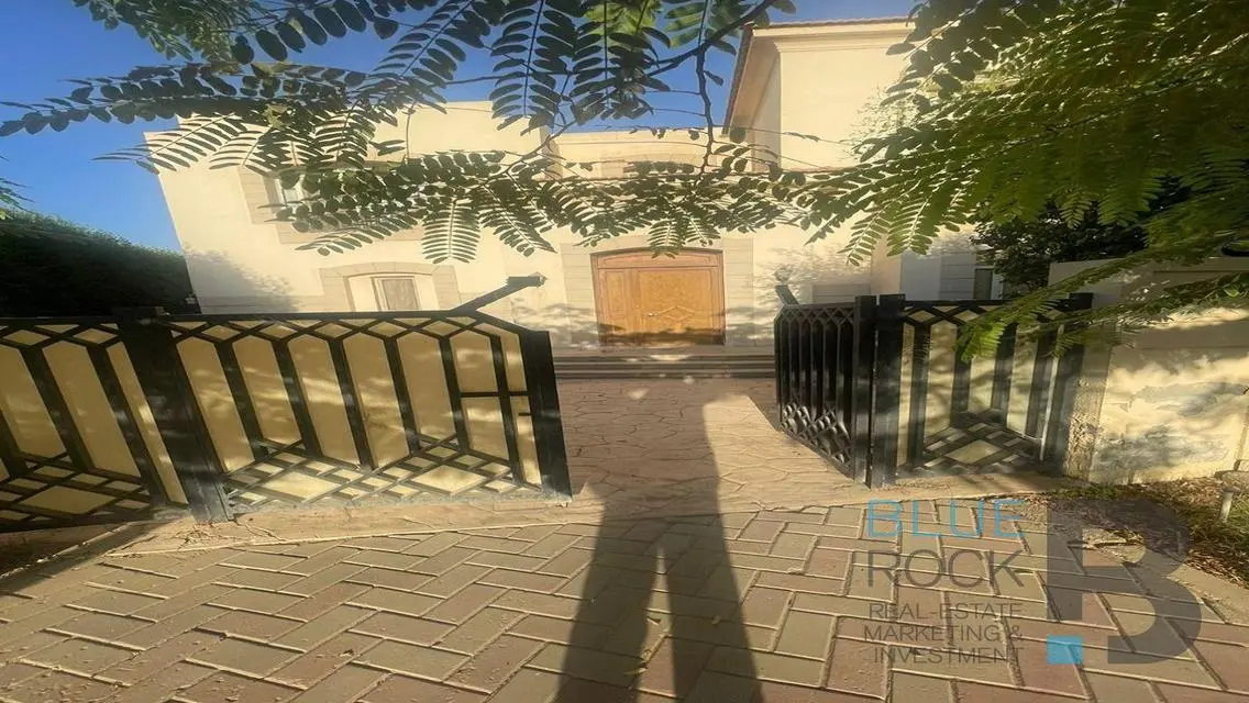 فيلا للبيع في جاردينيا بارك موقع مميز