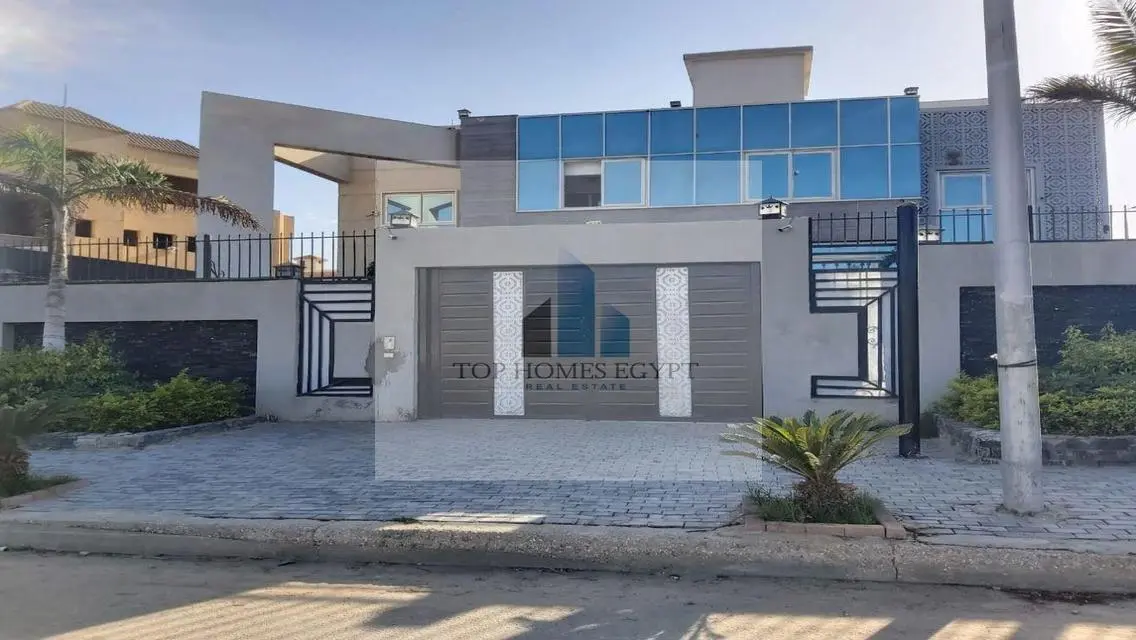 Villa for sale 500m in front of Al Rabwa Compound