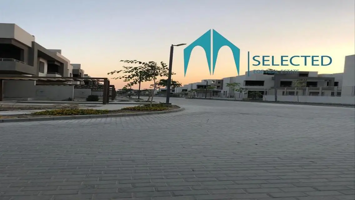تاون هاوس للبيع جولف اكستنشن ودد فيل