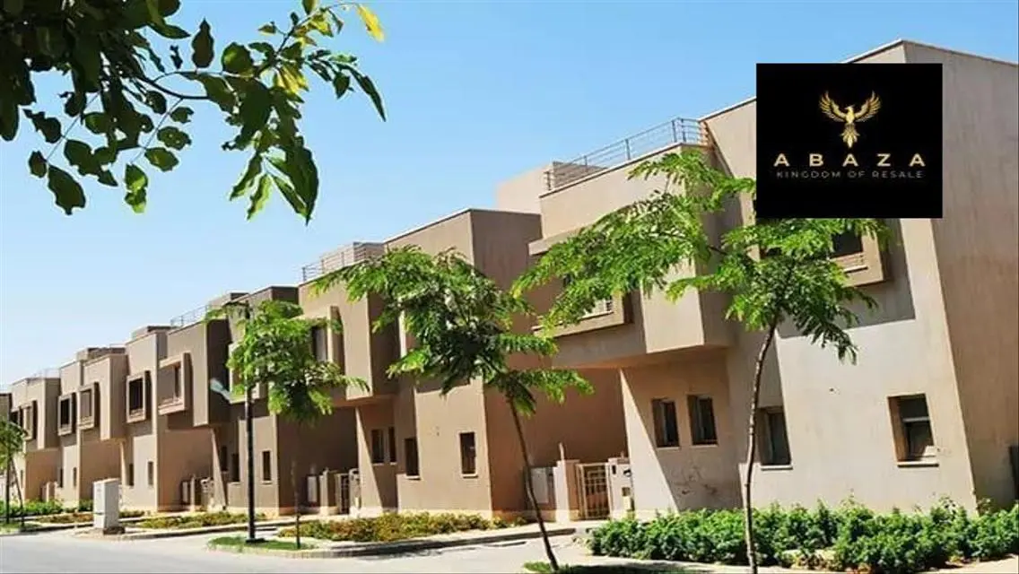 فيلا رائعة للبيع في كمبوند فيلاج جاردنز قطامية
