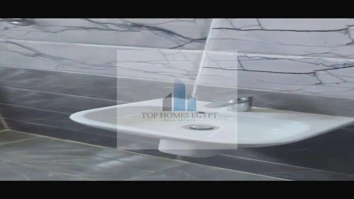 Penthouse for Sale finished/ACs in Promenade