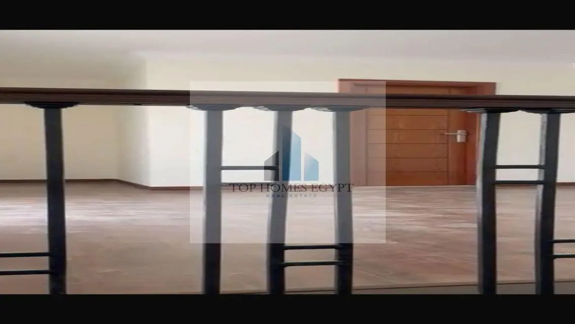 Penthouse for Sale finished/ACs in Promenade
