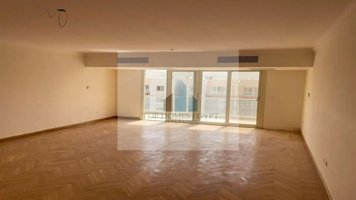 Penthouse for Sale finished/ACs in Promenade