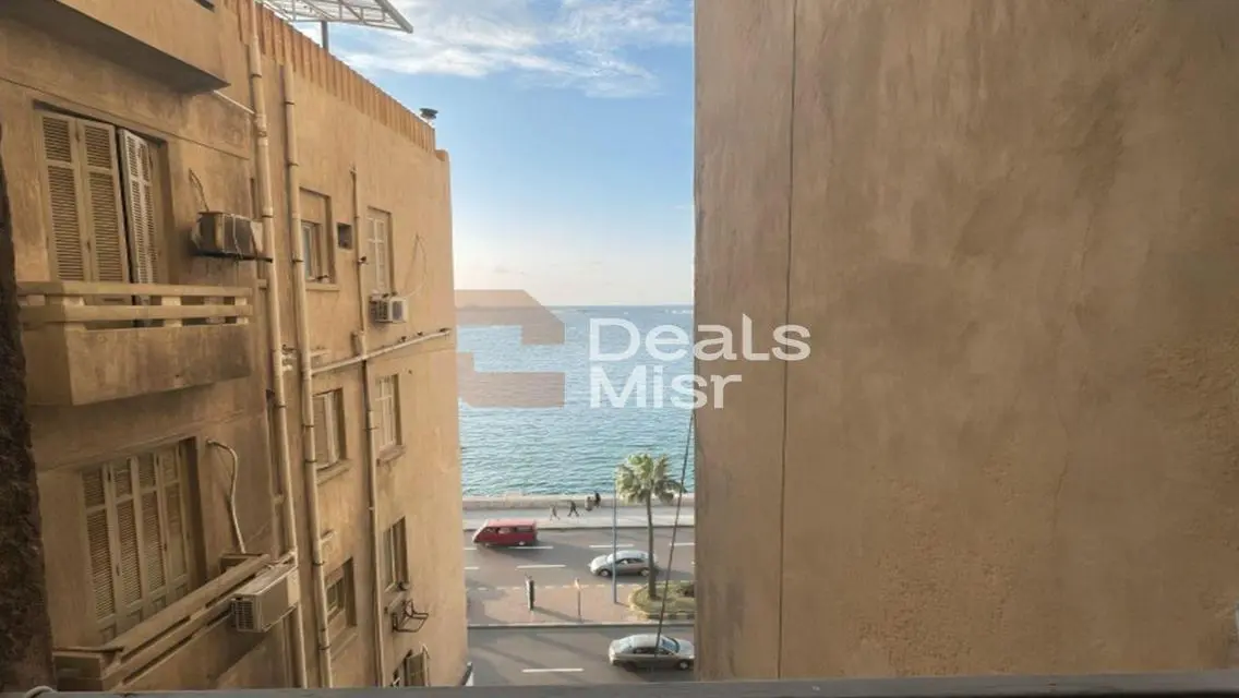 Administrative Office for Sale 98m Al-Geish Road