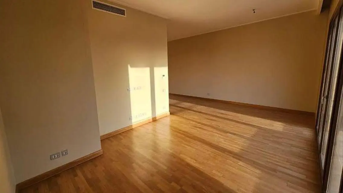 Finished apartment unique design in Forty West