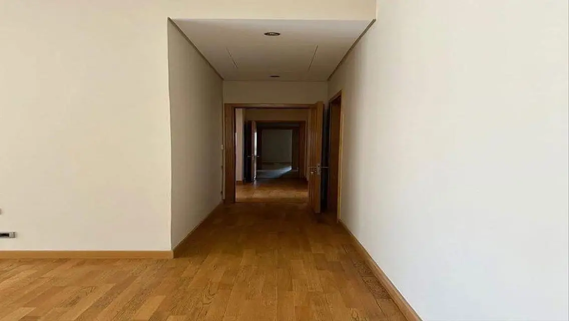 Finished apartment unique design in Forty West