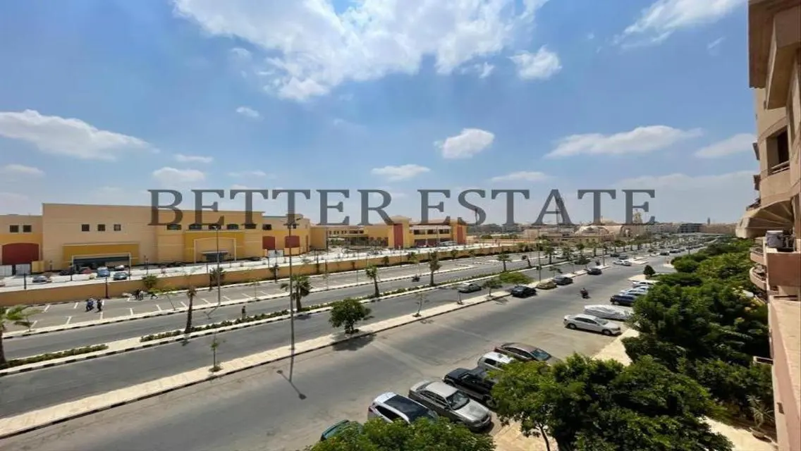 Luxury Apartment for 5,450,000 EGP with Balcony and Security