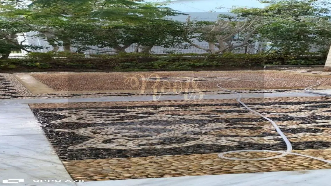 فيلا مفروشه بالكامل مع التكيفات و مطبخ حديث  بارك