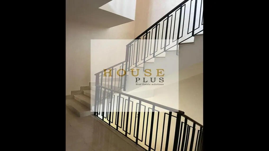 Twinhouse for rent in Sheikh Zayed first residence