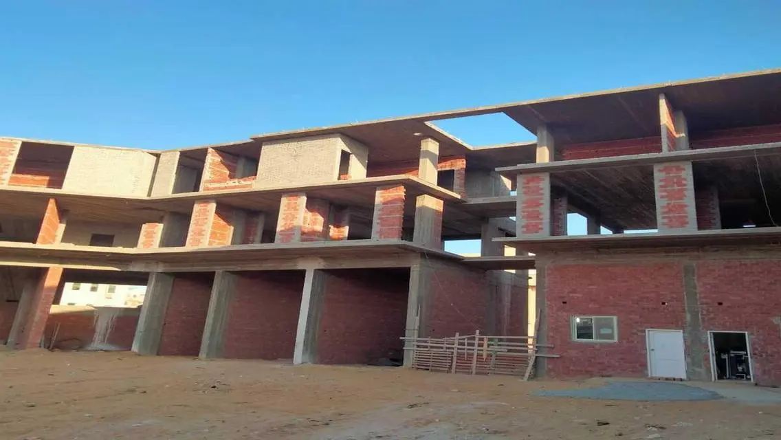 Shop For Sale In Park Yard With Installments