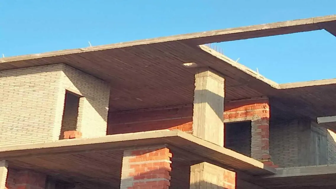 Shop For Sale In Park Yard With Installments