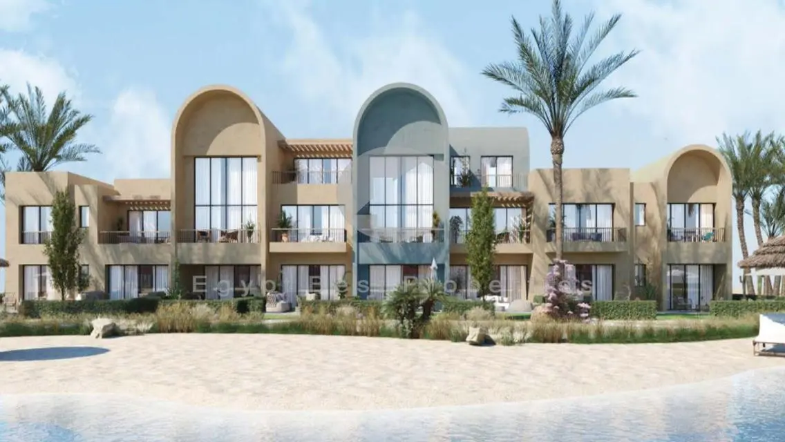 APART FOR SALE IN KAMARAN ON LAGOON WITH 15% DP