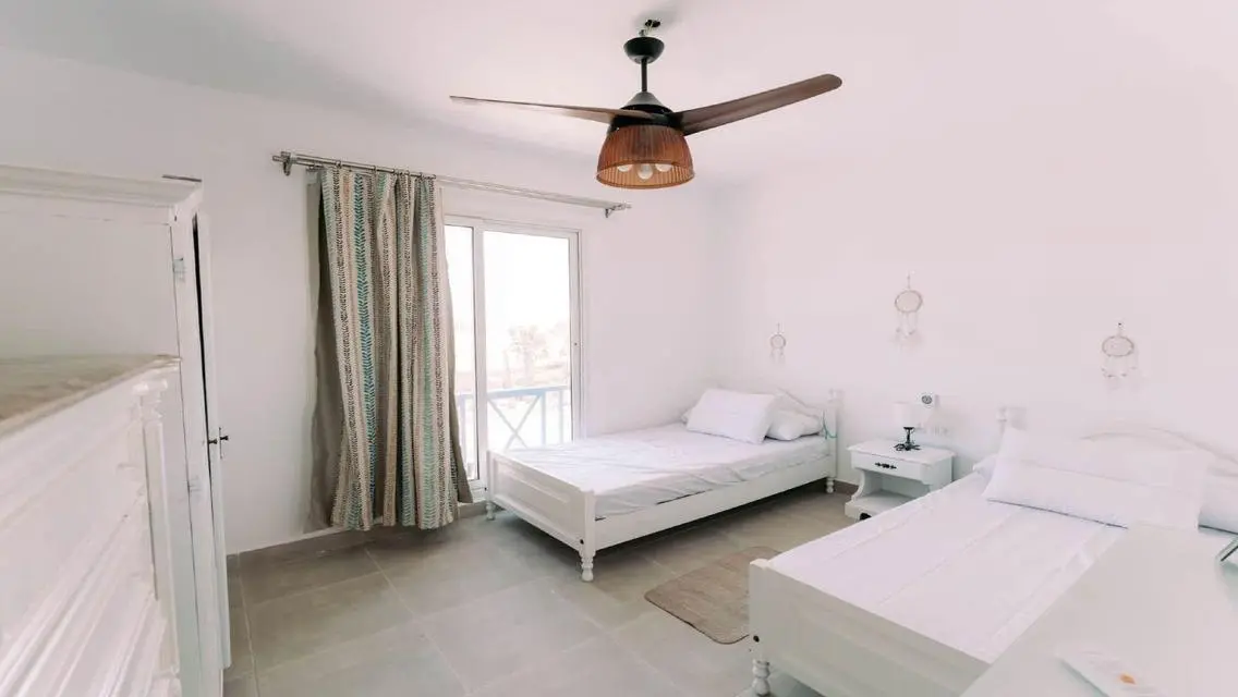 Fully Equipped - Furnished Chalet With Pool View