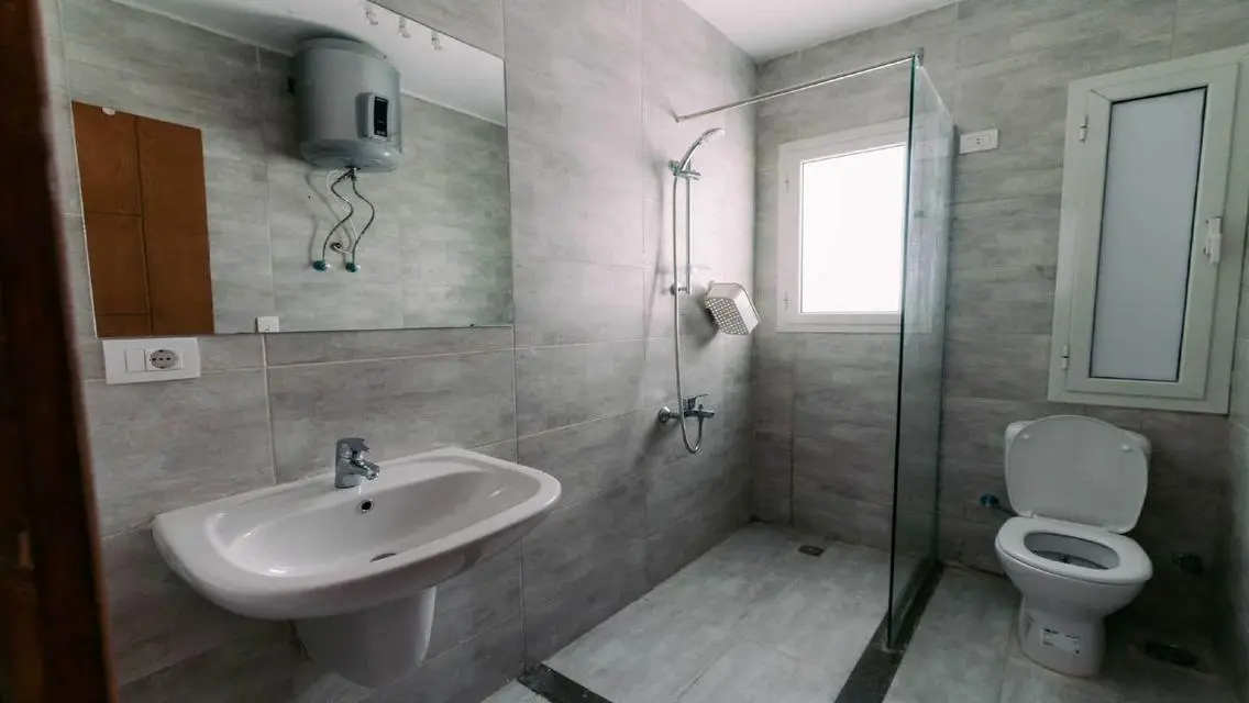 Fully Equipped - Furnished Chalet With Pool View