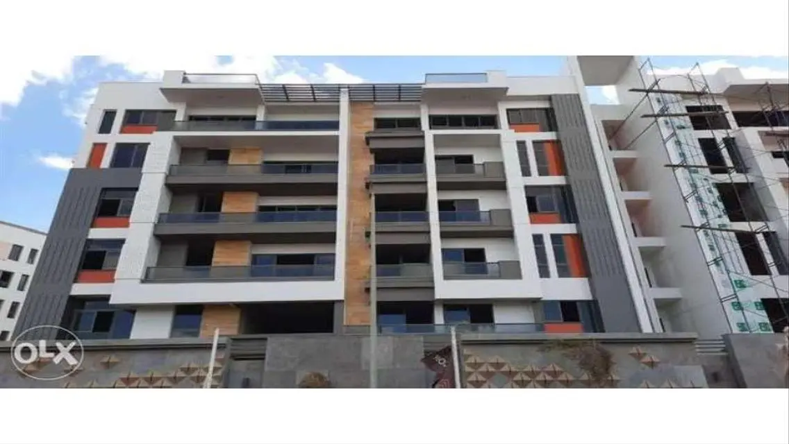 apartment is now in a full-service 35% discount