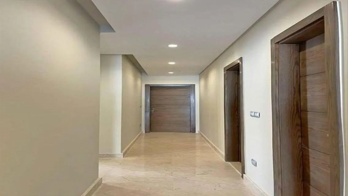 apartment resale Ready To Move Finished with AC/&#39;S
