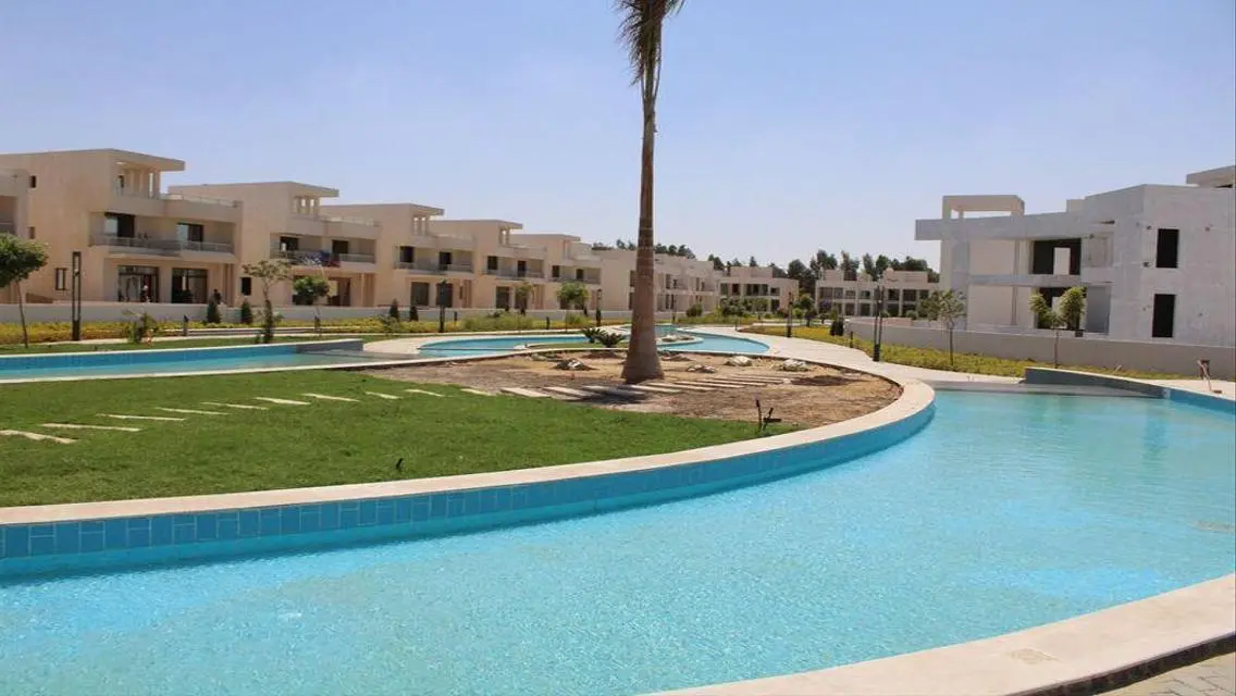 فيلا مستقلة ريسيل Lake West1  استلام فوري سعر مميز