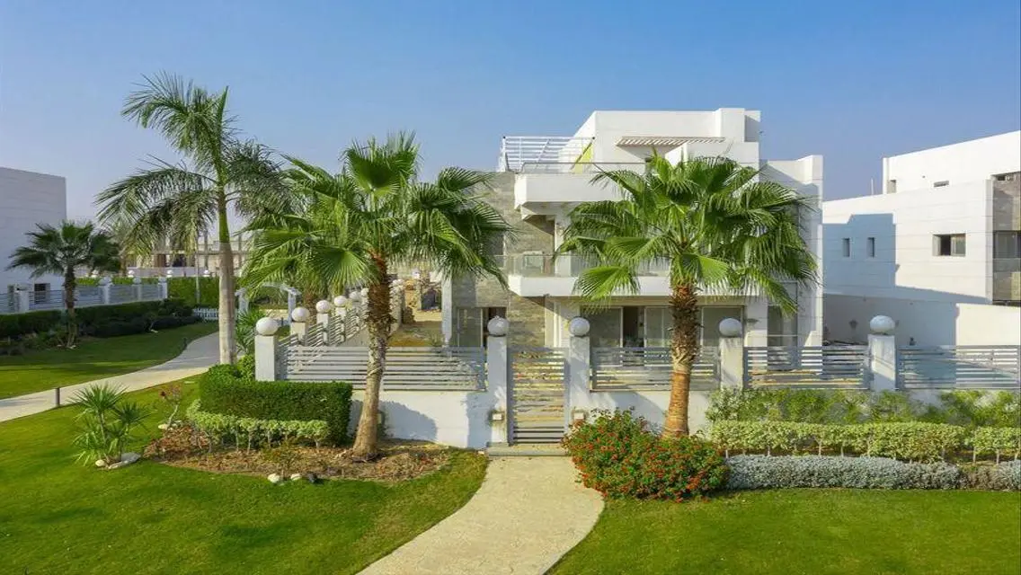 Villa with Garden view Landscape Cleopatra Square