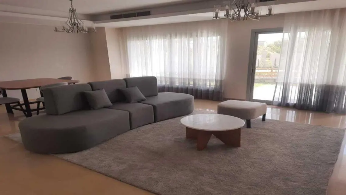 Furnished Apartment for rent in CFC , New Cairo