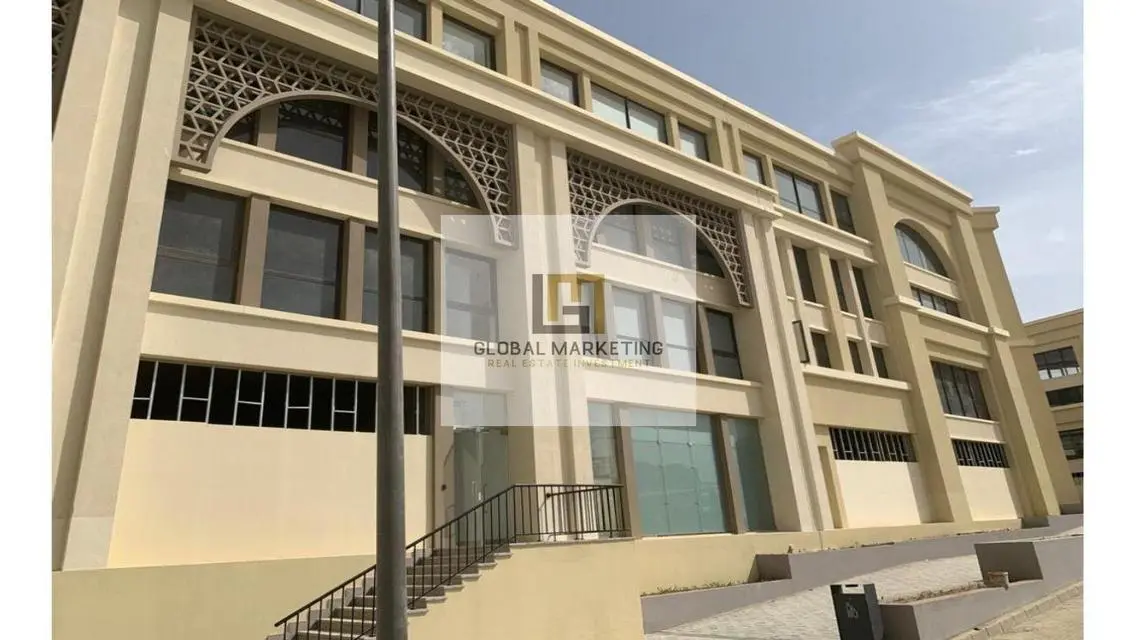 للايجار مقر اداري 342م في ميفيدا بيزنس بارك