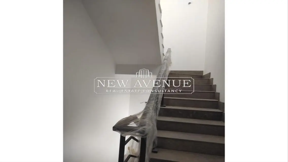 Luxury Villa Overlooking a Major Landmark for Sale