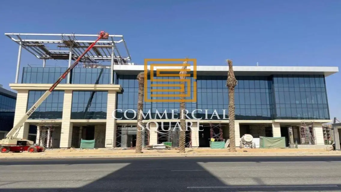 Office for Sale in Installments - Prime Location