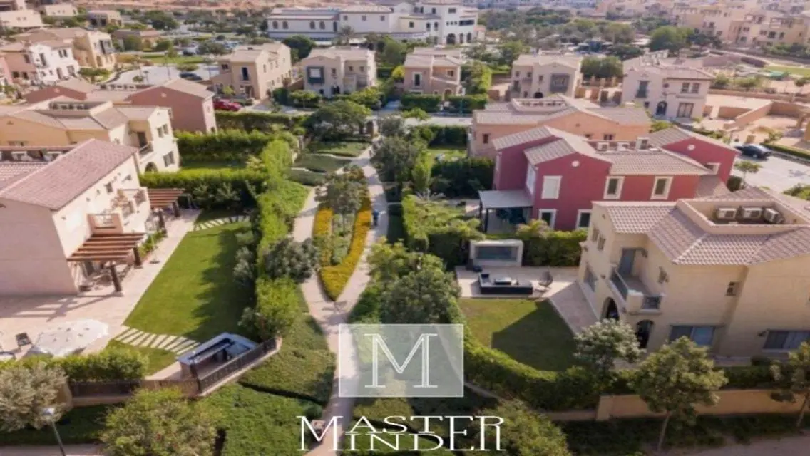 Villa with prime location for sale in Mivida