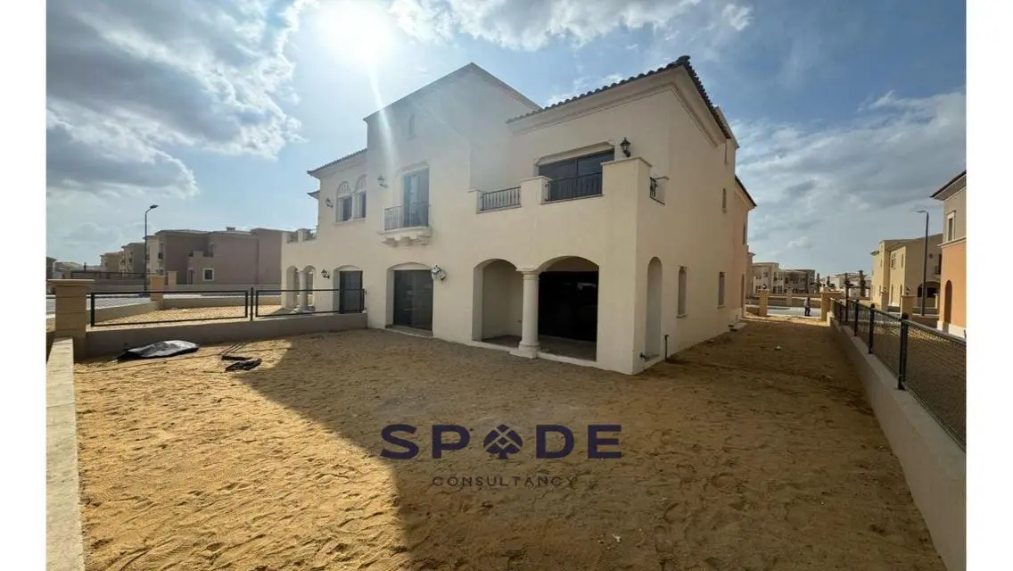 Twin house amazing location with the biggest land