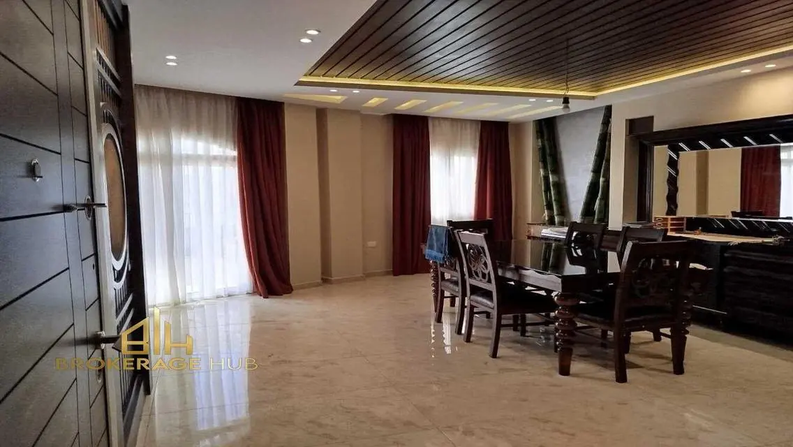 Apartment with Kitchen for -rent- in el Nakheel