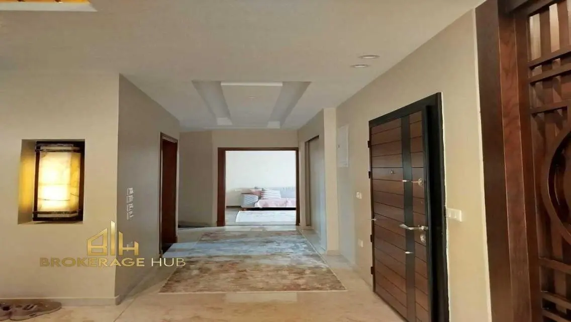 Apartment with Kitchen for -rent- in el Nakheel