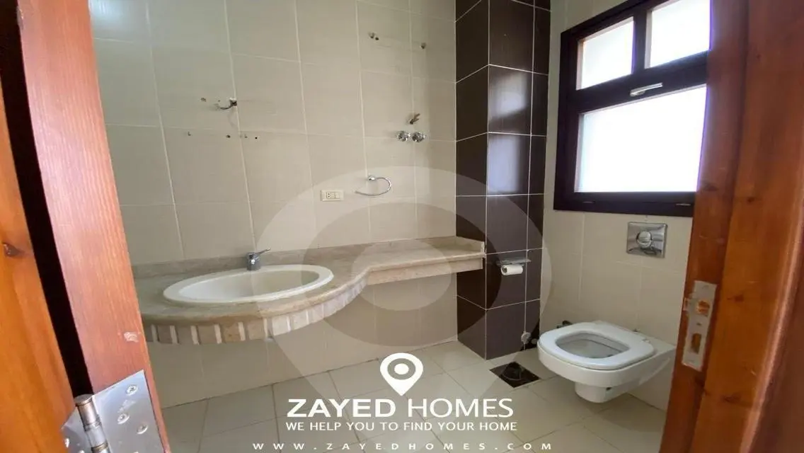 Penthouse with, kitchen and a&#39;cs for rent in Casa