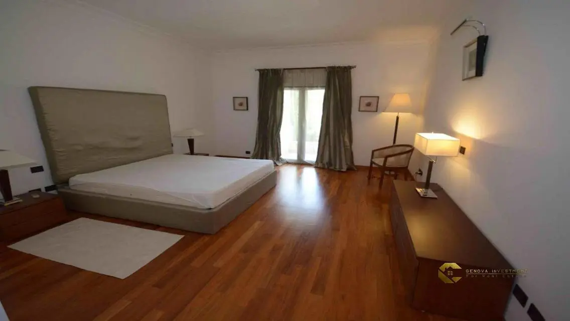 Luxurious Villa with Balcony and Wall Cabinets for Sale