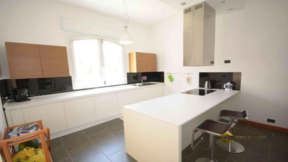 Luxurious Villa with Balcony and Wall Cabinets for Sale