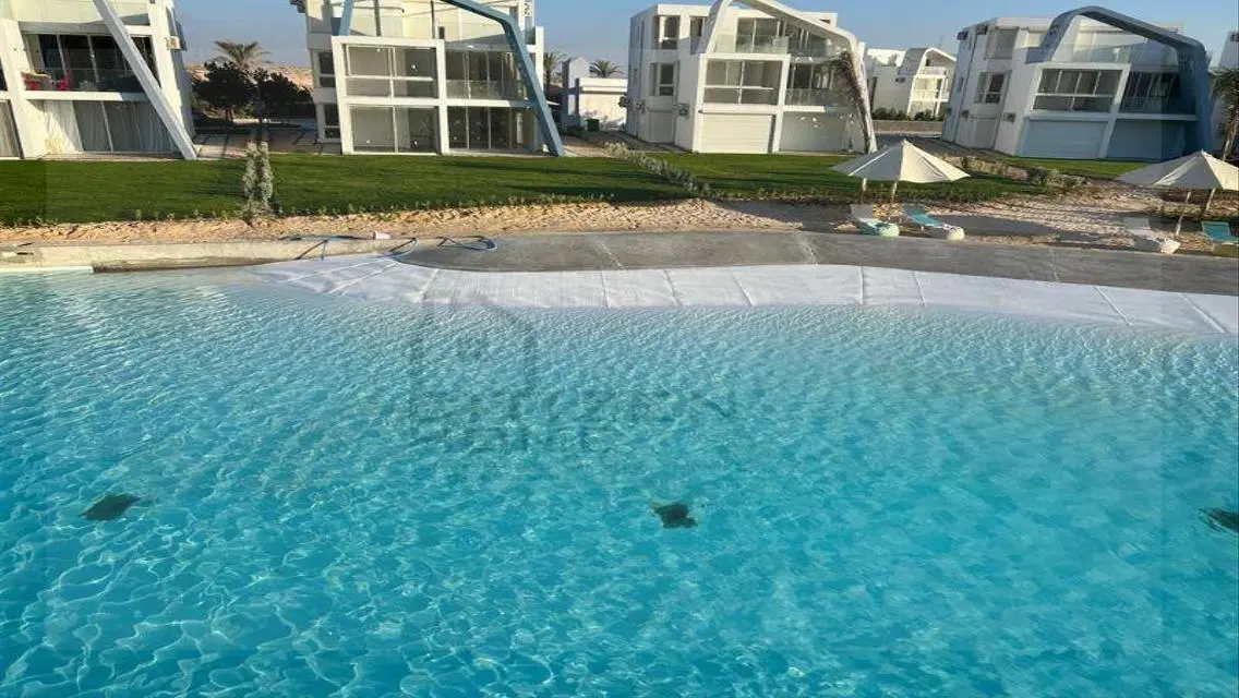 First Row Lagoon - Best Price - Ready To Move