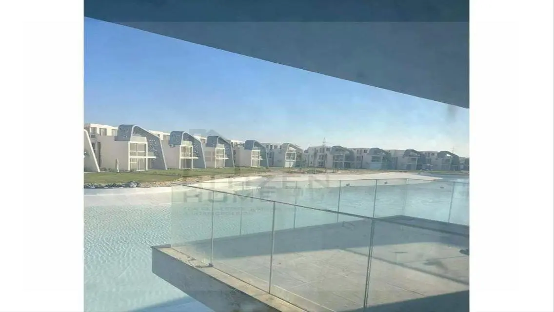 First Row Lagoon - Best Price - Ready To Move