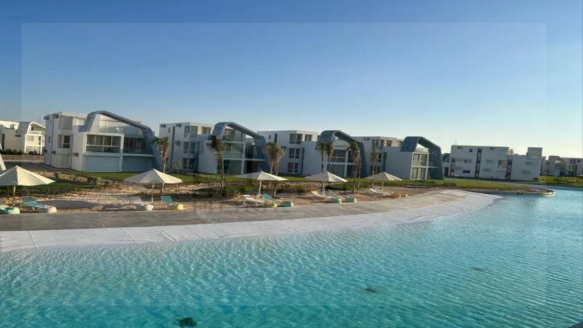First Row Lagoon - Best Price - Ready To Move