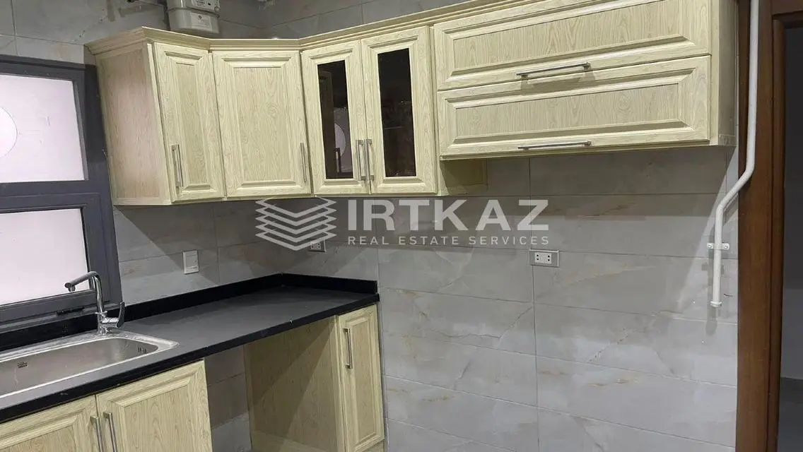 Apartment Fully Finished + Kitchen + ACs + Club