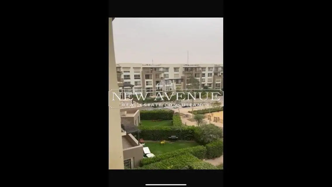 شقة 3 غرف نوم بموقع مميز في سييراس أب تاون كايرو