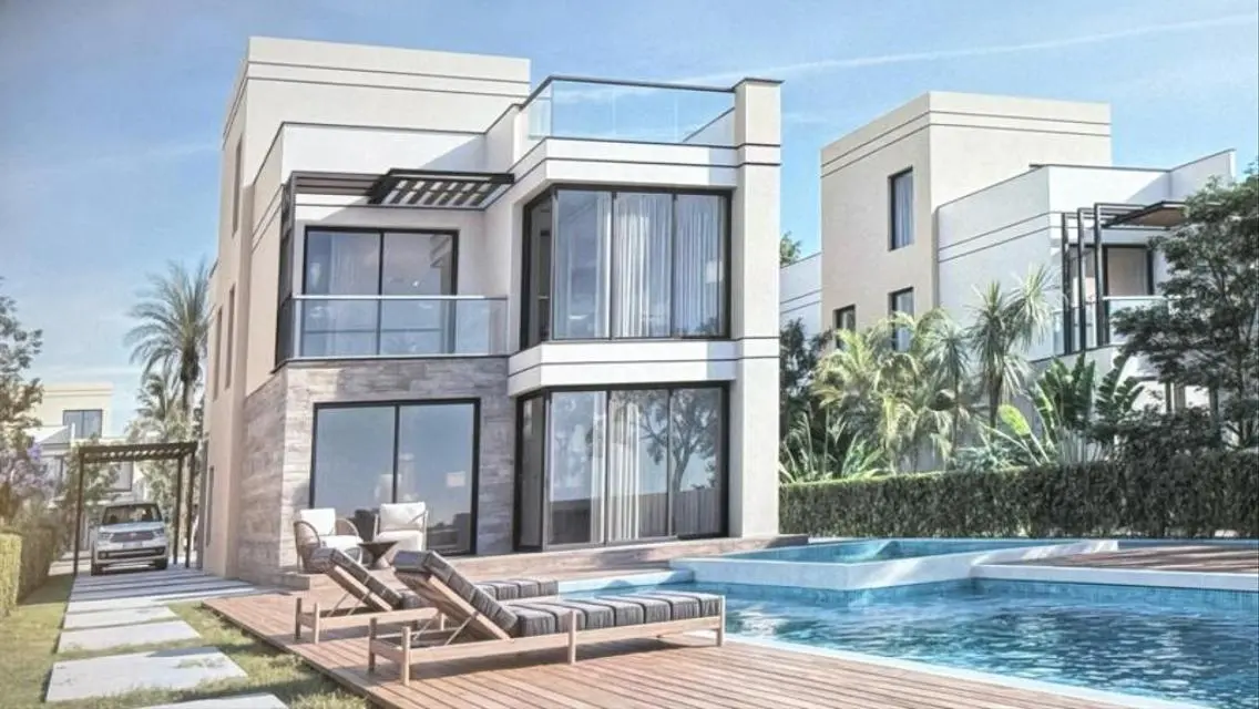 Villa 212m in Hyde Park installments over 10 years