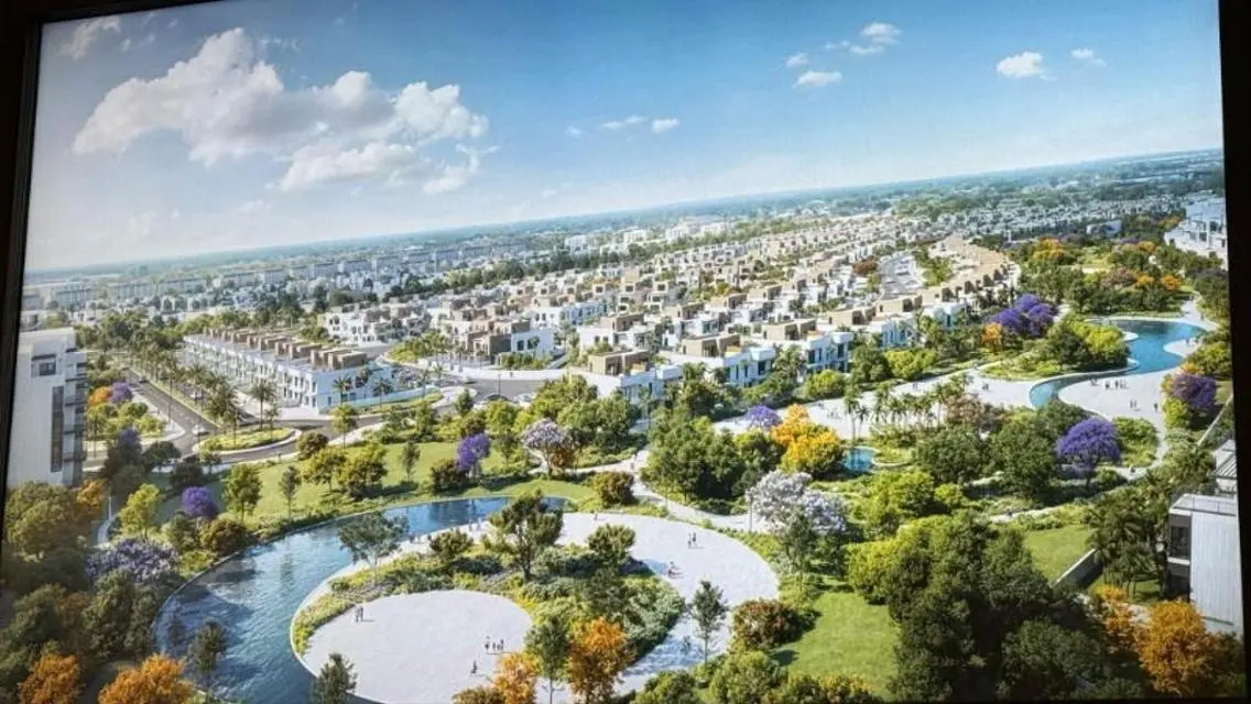 Villa 212m in Hyde Park installments over 10 years