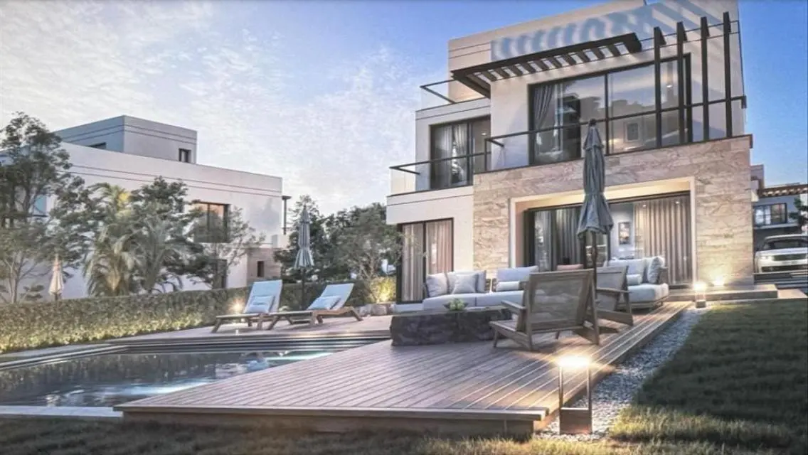 Villa 212m in Hyde Park installments over 10 years