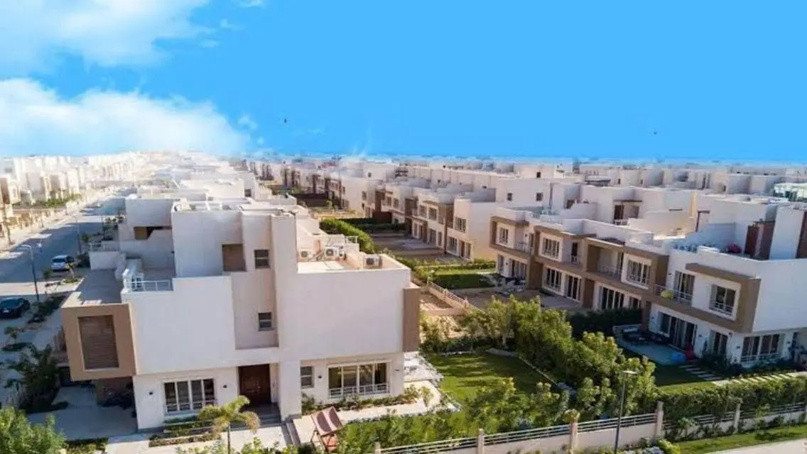 Fully furnished villa n prime location 6 of Octobe