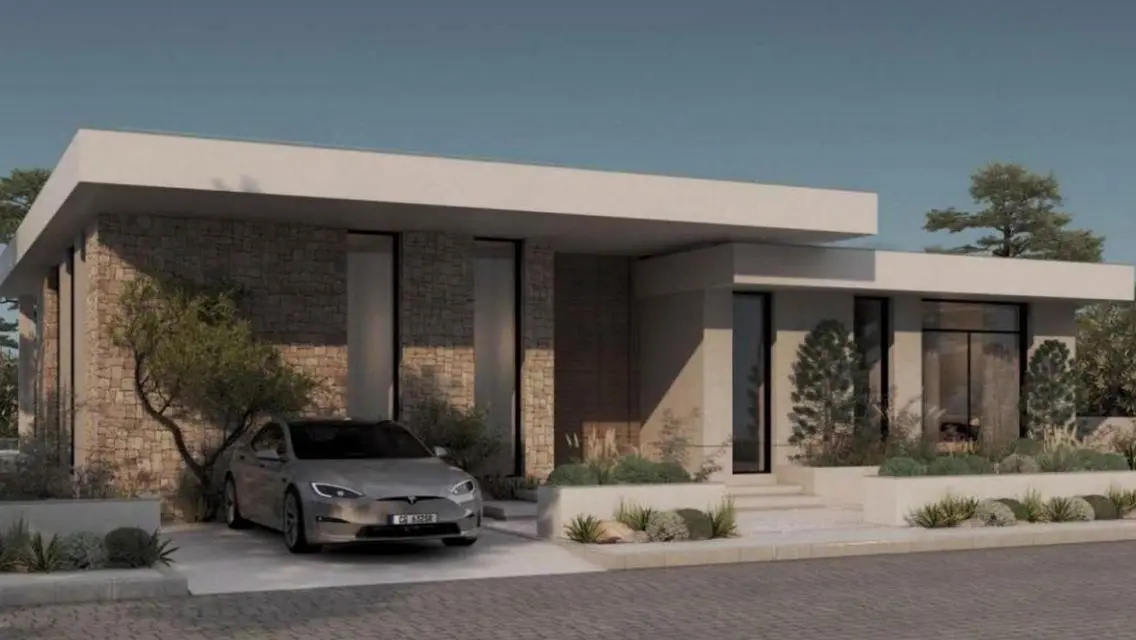Luxuriously finished townhouse near Beverly hills